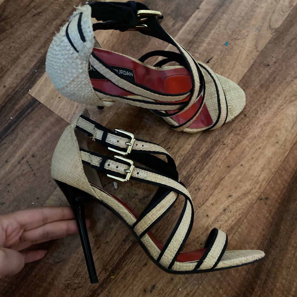 *missing HEEL LIFT* Charles Jourdan size 8 womens jute/raffia Strappy -easy fix